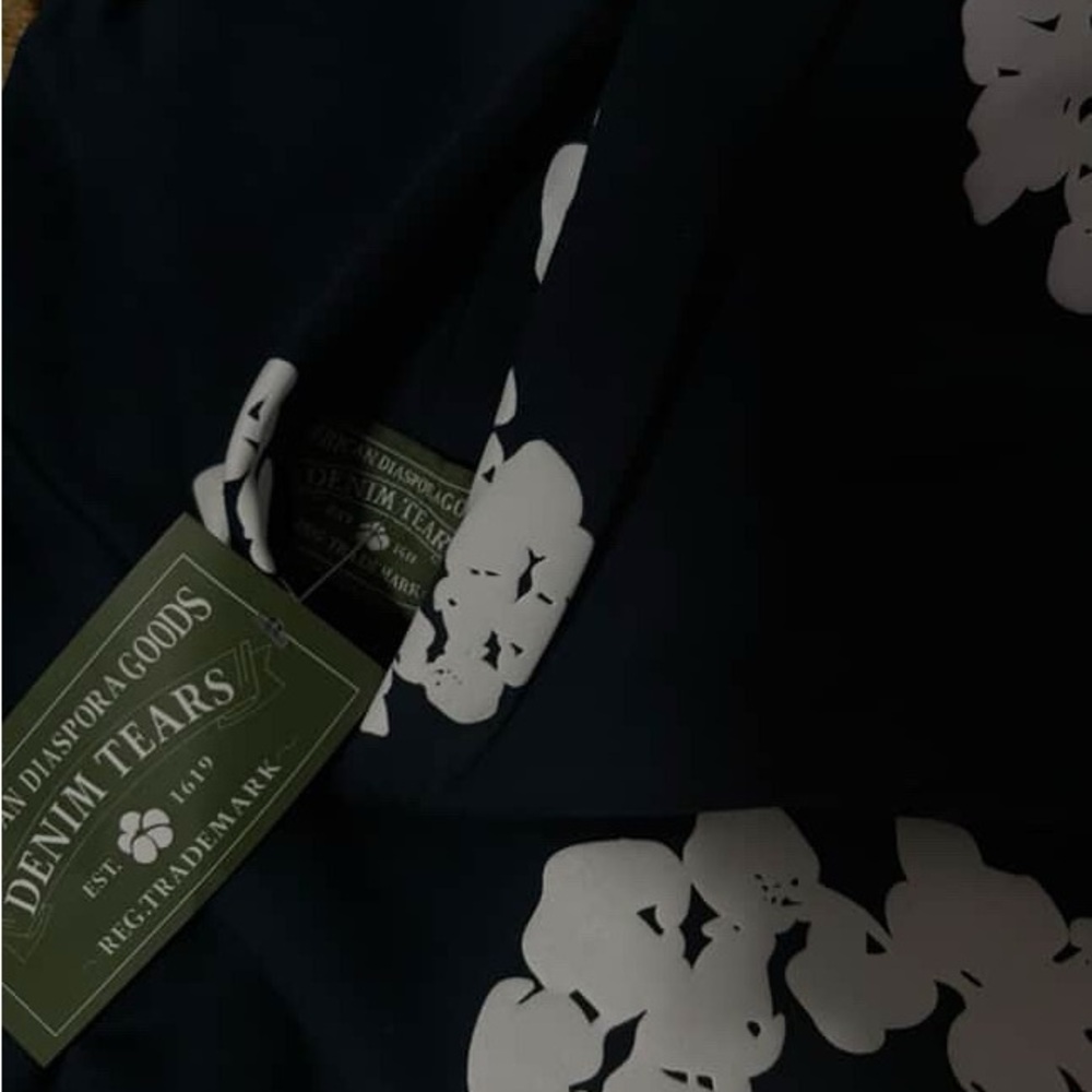 Denim Tears Women's Black Floral Hoodie